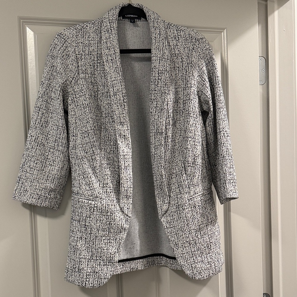 Express Women's Black and White Textured Blazer